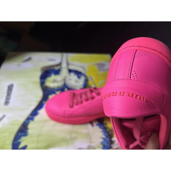 Burberry Pink Leather Sneakers Everyday